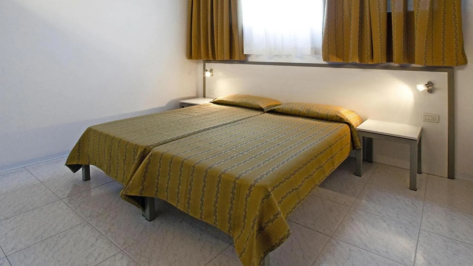 Villa Bungalow In Caorle With Garden Furniture Duna Verde Ferienhaus