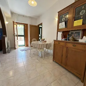 https://villa-chris.taorminaitalyhotels.com